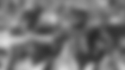 RB Kenneth Gainwell and QB Jalen Hurts