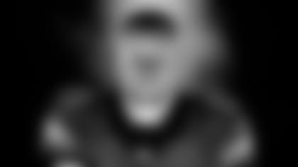 Wentz_Carson_Comeback_1920_100218