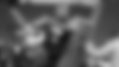 SpeaksAP_18063835856269.jpg