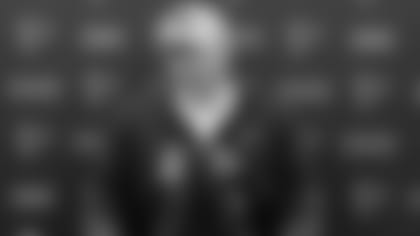 211025_ArthurSmith_Presser.00_01_42_19.Still001