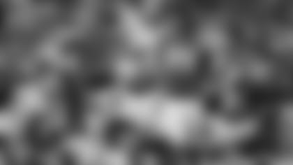 0908_JonathanBabineaux_1