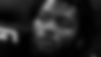 Atlanta Falcons defensive end Dante Fowler Jr. #6 warms up before the game against the New Orleans Saints at Mercedes-Benz Stadium in Atlanta, Georgia on Sunday, January 9, 2022. (Photo by Brandon Magnus/Atlanta Falcons)