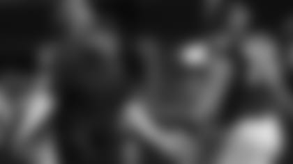 AP_19356705863258
