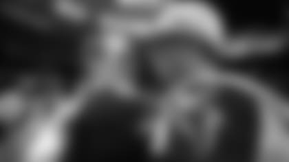 AP_18327168220533
