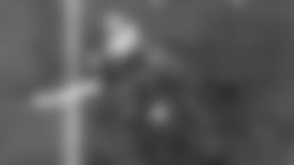 Deion_Keanu_NOvsATL_KD_12082017_156