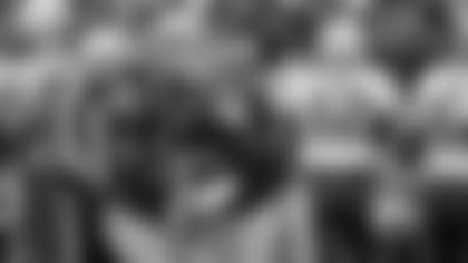 LOGAN-RYAN-TOM-BRADY