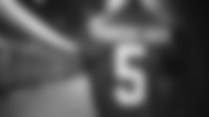 KAYVON-THIBODEAUX-JERSEY