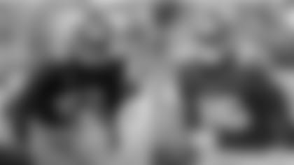 Alec Ogletree and Kareem Martin