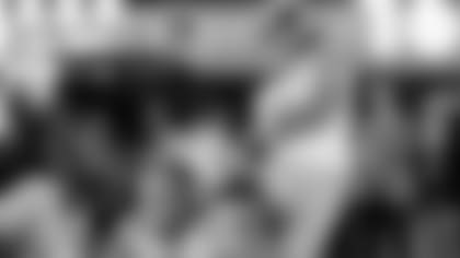 Kicker Aldrick Rosas