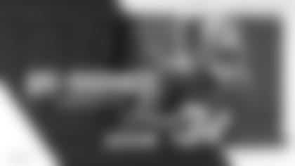 JARREN-WILLIAMS-RE-SIGN