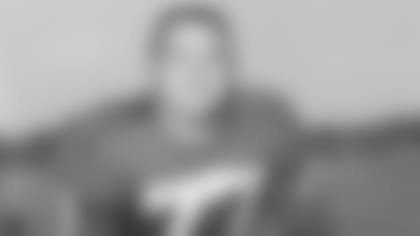 FILE - This Sept. 17, 1960 file photo shows New York Giants Dick Modzelewski. Modzelewski, a star defensive tackle for the New York Giants in the 1950s and '60s, has died at 87. The team said in a statement Saturday, Oct. 20, 2018 he died Friday at his home in Eastlake, Ohio, outside Cleveland. No cause was given. (AP Photo, File)