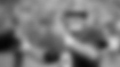 New York Giants QB Daniel Jones (8) during a week 7 game against the Arizona Cardinals at MetLife Stadium in East Rutherford, NJ