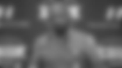 reese-stillblur-111615.jpg