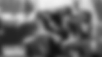 EVAN-ENGRAM-BEARS-EYE-ON