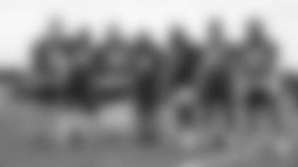 Jashaun Corbin (25), RB Gary Brightwell (23)