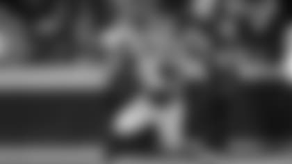 Kansas City Chiefs quarterback Patrick Mahomes scrambles against the Tennessee Titans during the first half of an NFL football game, Sunday, Nov. 6, 2022 in Kansas City, Mo. (AP Photo/Reed Hoffmann)