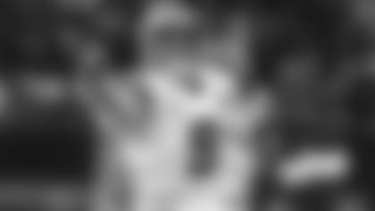 New Orleans Saints quarterback Drew Brees (9) passes in the first half of an NFL football game against the Philadelphia Eagles in New Orleans, Sunday, Nov. 18, 2018. (AP Photo/Butch Dill)