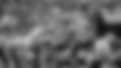 The Jacksonville Jaguars offense, right, and the Indianapolis Colts defense line up at the line of scrimmage during the first half of an NFL football game in Jacksonville, Fla., Sunday, Dec. 13, 2015. (AP Photo/Phelan M. Ebenhack)