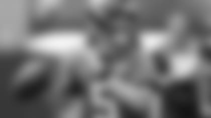 Jacksonville Jaguars quarterback Blake Bortles throws a pass during an NFL football practice Thursday, June 14, 2018, in Jacksonville, Fla. (AP Photo/John Raoux)