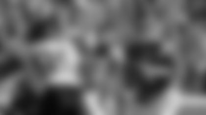 Kansas City Chiefs quarterback Patrick Mahomes looks to pass against the Jacksonville Jaguars during an NFL football game Sunday, Nov. 13, 2022, in Kansas City, Mo. (AP Photo/Ed Zurga)