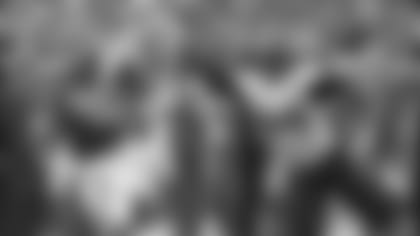 Kansas City Chiefs tight end Travis Kelce (87) makes a catch against Jacksonville Jaguars linebacker Myles Jack (44) during the second half of an NFL football game in Kansas City, Mo., Sunday, Oct. 7, 2018. (AP Photo/Ed Zurga)