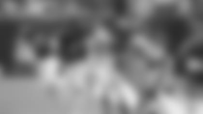 Jacksonville Jaguars running back Leonard Fournette (27) runs past Houston Texans inside linebacker Benardrick McKinney (55) and strong safety Justin Reid (20) during the second half of an NFL football game Sunday, Sept. 15, 2019, in Houston. (AP Photo/Eric Christian Smith)