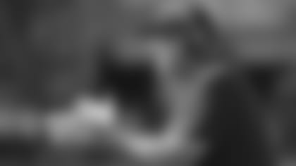 Jacksonville Jaguars head coach Doug Marrone applauds his defense after a third quarter stop against the Cincinnati Bengals in an NFL game, Sunday, Oct. 20, 2019 in Cincinnati. (Rick Wilson via AP Images)