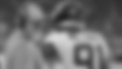 Jacksonville Jaguars defensive coordinator Todd Wash talks with defensive end Yannick Ngakoue (91) against the Houston Texans during an NFL game Sunday, December 30, 2018 in Houston. (Rick Wilson via AP)