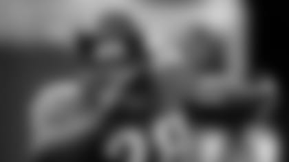 FILE- In this Oct. 28, 2007, file photo, Jacksonville Jaguars running back Fred Taylor carries in the first quarter during an NFL football game against the Tampa Bay Buccaneers in Tampa, Fla. Taylor is retiring from the NFL after 13 seasons and nearly 12,000 yards.  he will sign a one-day contract with the Jaguars on Friday so he can formally retire with the team that drafted him ninth overall in 1998. (AP Photo/Chris O'Meara, File)