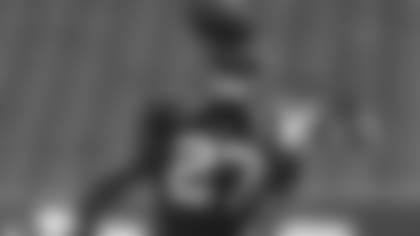 Jacksonville Jaguars running back Leonard Fournette (27) catches a pass during warm-ups in an NFL preseason game against the Jacksonville Jaguars, Thursday, Aug. 30, 2018 in Tampa, Fla. (Margaret Bowles via AP)