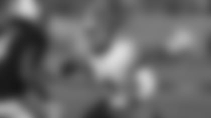 Florida defensive back CJ Henderson, right, covers Missouri wide receiver Jonathan Nance during the second half of an NCAA college football game Saturday, Nov. 16, 2019, in Columbia, Mo. Florida won 23-6. (AP Photo/Jeff Roberson)