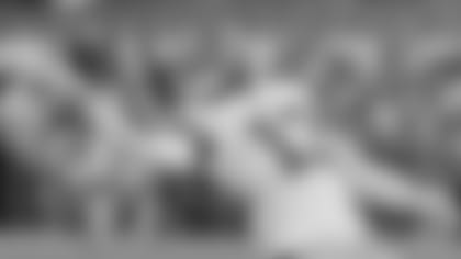 New York Giants wide receiver Odell Beckham Jr. (13) warms up before an NFL football game, Friday, Aug. 24, 2018, in East Rutherford, N.J. (AP Photo/Bill Kostroun)