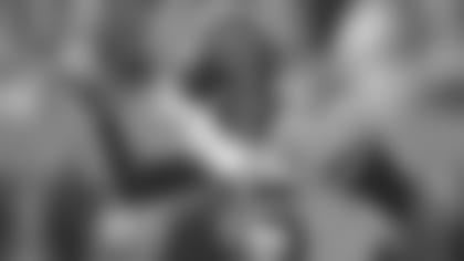 Patrick Mahomes, quarterback de los Chiefs de Kansas City, festeja un touchdown en el duelo ante los Browns de Cleveland, el domingo 4 de noviembre de 2018 (AP Foto/David Richard)