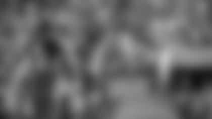 101021-TENvJAX-MH1420