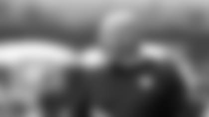 Jacksonville Jaguars defensive coordinator Todd Wash shouts to player during an NFL football practice Wednesday, June 13, 2018, in Jacksonville, Fla. (AP Photo/John Raoux)