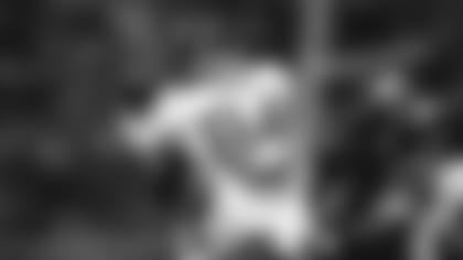 E_SZ1_7460-davis-thumb
