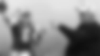 081609_sanchez_ryan_cutout_320.jpg