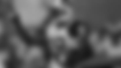 122906_cotchery.jpg