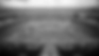 E_SNY_4265-inactives-story-thumb