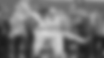 JETS8327-enunwa-story.jpg