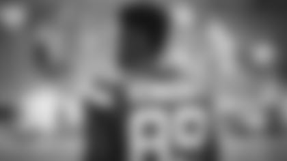 te-preview-E_SZ1_1810