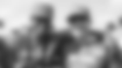 specialists-review-E_L1060612