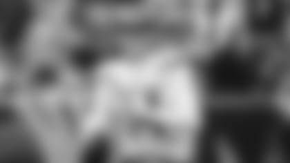 E_SZ3_2452-darnold-thumb