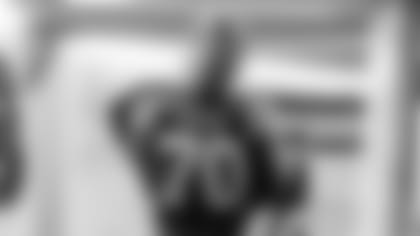 E_MK210562-dozier-thumb