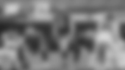 QB Aaron Rodgers and offensive line