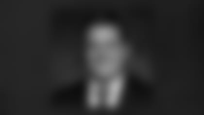 2018-halbach-mike-headshot