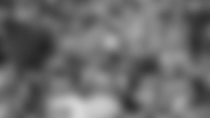 190914-crowd-noise-story