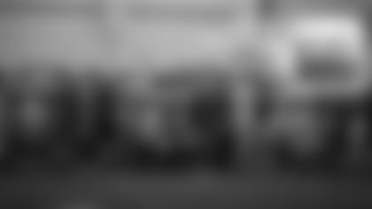 180827-social-reaction-2560