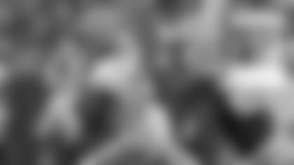 180806-family-night-social-reaction-2560