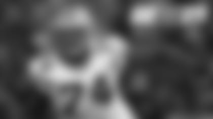 Former Packers DE Aaron Kampman